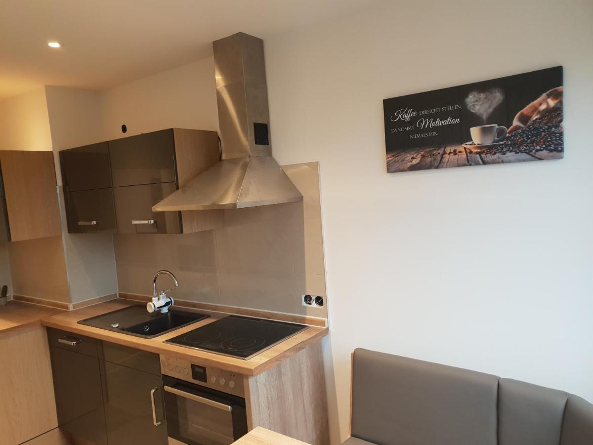 Ferienwohnung Mit Jacuzzi Naehe Flughafen Koeln Bonn Troisdorf Exteriör bild