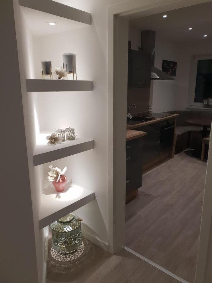 Ferienwohnung Mit Jacuzzi Naehe Flughafen Koeln Bonn Troisdorf Exteriör bild
